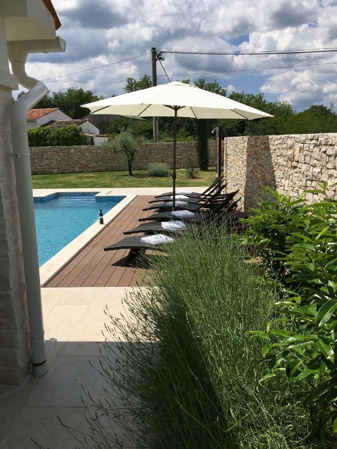 Villa Blanca With A Heated Private Pool Ruzici  Exterior photo